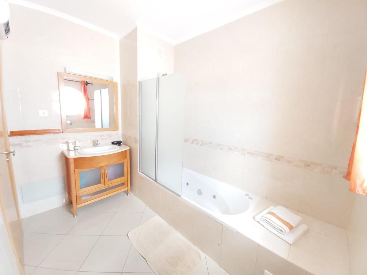Penthouse With Sea Views Apartment อัลบูเฟรา ภายนอก รูปภาพ